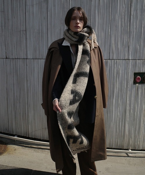 CLANE（クラネ）の「BULKY LINE STAIN COAT（ステンカラーコート・レディース・ブラウン/ブラック・2/1）」の5枚目の写真