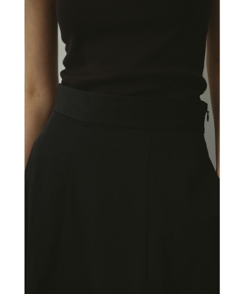 STYLEMIXER（スタイルミキサー）の「スラッシュパネルスカート（スカート・レディース・ブラック/カーキ・SMALL/MEDIUM）」の6枚目の写真