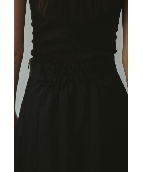 STYLEMIXER（スタイルミキサー）の「スラッシュパネルスカート（スカート・レディース・ブラック/カーキ・SMALL/MEDIUM）」の7枚目の写真