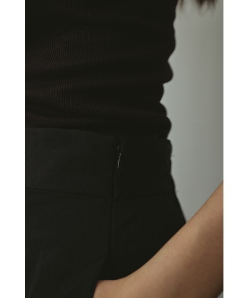 STYLEMIXER（スタイルミキサー）の「スラッシュパネルスカート（スカート・レディース・ブラック/カーキ・SMALL/MEDIUM）」の10枚目の写真