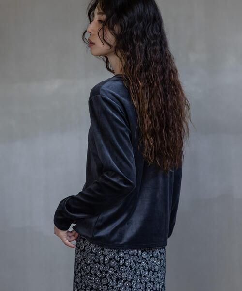 URBAN RESEARCH Sonny Label（アーバンリサーチサニーレーベル）の「『UR TECH』ベロアヘンリーネックプルオーバー（Tシャツ/カットソー・レディース・チャコールグレー/ブラウン/ライトグレー・FREE）」の8枚目の写真