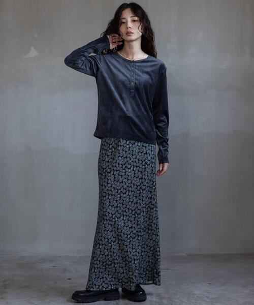 URBAN RESEARCH Sonny Label（アーバンリサーチサニーレーベル）の「『UR TECH』ベロアヘンリーネックプルオーバー（Tシャツ/カットソー・レディース・チャコールグレー/ブラウン/ライトグレー・FREE）」の10枚目の写真