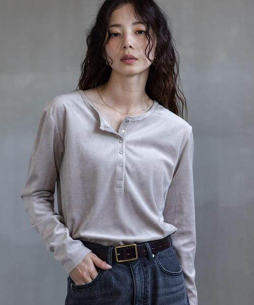 URBAN RESEARCH Sonny Label（アーバンリサーチサニーレーベル）の「『UR TECH』ベロアヘンリーネックプルオーバー（Tシャツ/カットソー・レディース・チャコールグレー/ブラウン/ライトグレー・FREE）」の14枚目の写真