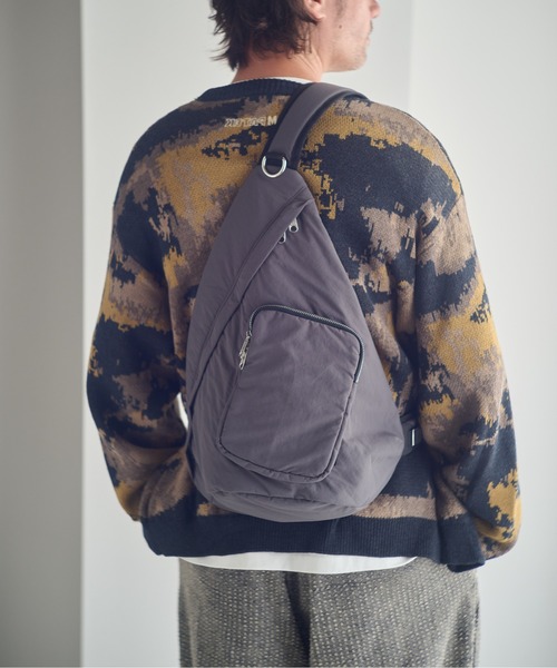 ADAM PATEK(アダムパテック)の「ADAMPATEK/nylon sling bag/ワンショルダーナイロンスリングバッグ(ボディバッグ/ウエストポーチ・メンズ・グレー/ブラック・FREE)」の13枚目の写真