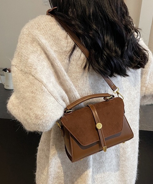folka(フォルカ)の「9C74 2WAY アンティーク調 フラップ ミニショルダーバッグ(ショルダーバッグ・レディース・ブラック/ダークブラウン/ワイン・ONESIZE)」の1枚目の写真