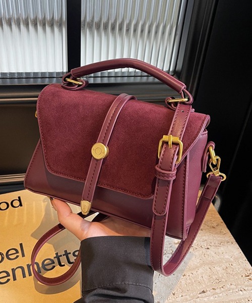 folka(フォルカ)の「9C74 2WAY アンティーク調 フラップ ミニショルダーバッグ(ショルダーバッグ・レディース・ブラック/ダークブラウン/ワイン・ONESIZE)」の10枚目の写真