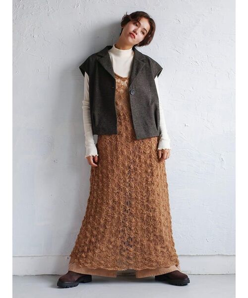 FIKA.(フィーカ)の「Wool-like tailored vest(その他アウター・レディース・ブラウン/チャコール・MEDIUM)」の9枚目の写真