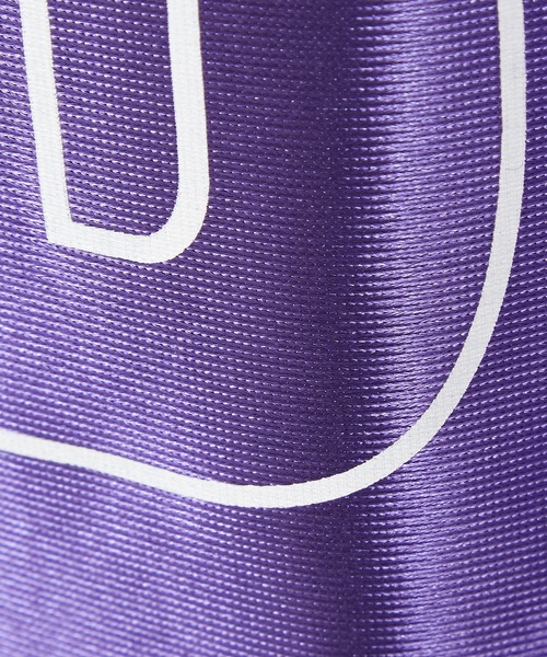 a.p.o.v.（エーピーオービー）の「a.p.o.v. ドローコードヘムオーバーサイズバスケットウォームアップゲームシャツ（Tシャツ/カットソー・メンズ・パープル/ホワイト/ブラック・ONESIZE）」の17枚目の写真