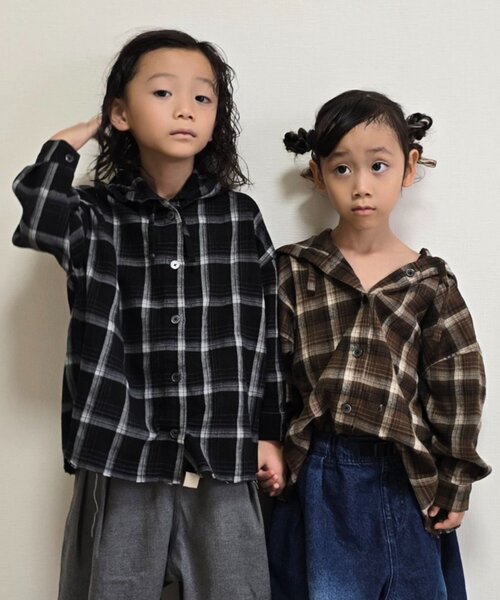CIAOPANIC TYPY（チャオパニックティピー）の「【KIDS】【ジュニアサイズあり】裾断ち切り微起毛チェックフードシャツ（シャツ/ブラウス・キッズ・ブラック/ブラウン・XX-LARGE/X-LARGE/LARGE/MEDIUM/SMALL）」の4枚目の写真