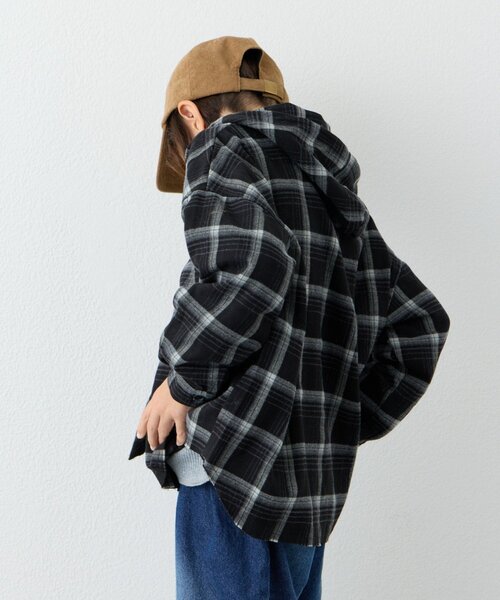 CIAOPANIC TYPY（チャオパニックティピー）の「【KIDS】【ジュニアサイズあり】裾断ち切り微起毛チェックフードシャツ（シャツ/ブラウス・キッズ・ブラック/ブラウン・XX-LARGE/X-LARGE/LARGE/MEDIUM/SMALL）」の20枚目の写真