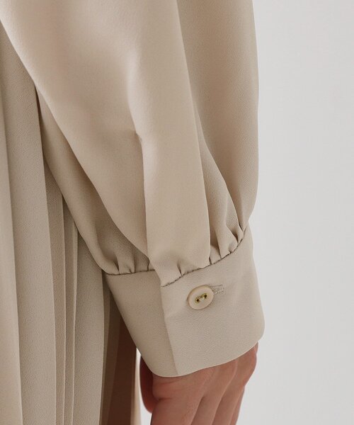 OPAQUE.CLIP（オペークドットクリップ）の「≪通勤・セレモニー対応≫ジョーゼットプリーツワンピース【洗濯機OK】（ワンピース・レディース・ライトベージュ/ネイビー・42/40/38/36）」の17枚目の写真