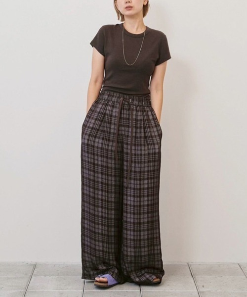 TODAYFUL(トゥデイフル)の「TODAYFUL Compact Smooth T-shirts コンパクトスムースTシャツ/12610617(Tシャツ/カットソー・レディース・キナリ/チョコ/ベビーピンク/グレー・ONE SIZE)」の21枚目の写真