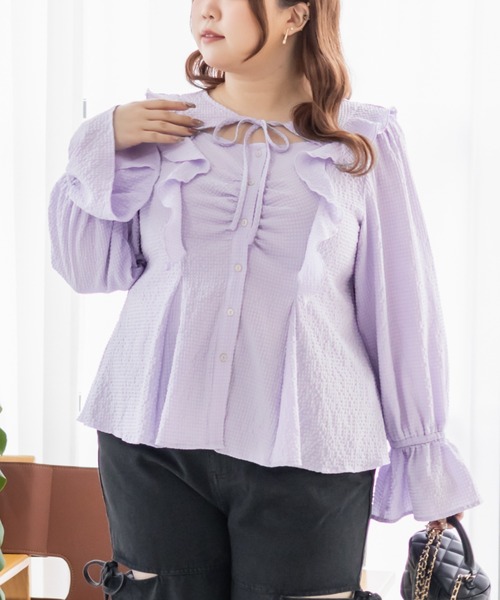 CLETTE（クレット）の「CLETTEオリジナルデコルテリボンフリルブラウス（シャツ/ブラウス・レディース・ラベンダー/ブラック/オフホワイト・LL/3L/4L）」の3枚目の写真