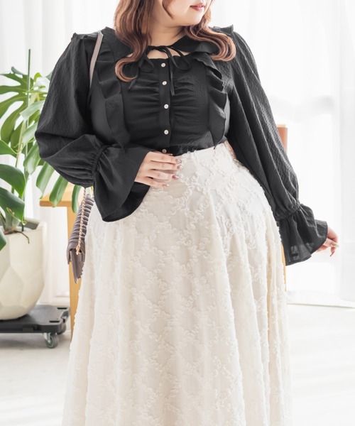 CLETTE（クレット）の「CLETTEオリジナルデコルテリボンフリルブラウス（シャツ/ブラウス・レディース・ラベンダー/ブラック/オフホワイト・LL/3L/4L）」の11枚目の写真