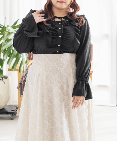 CLETTE（クレット）の「CLETTEオリジナルデコルテリボンフリルブラウス（シャツ/ブラウス・レディース・ラベンダー/ブラック/オフホワイト・LL/3L/4L）」の12枚目の写真