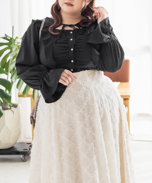 CLETTE（クレット）の「CLETTEオリジナルデコルテリボンフリルブラウス（シャツ/ブラウス・レディース・ラベンダー/ブラック/オフホワイト・LL/3L/4L）」の13枚目の写真