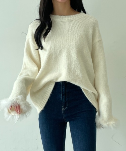 tolene(トレネ)の「きれいめ 袖口フェイクファー使いニットトップス+ニットスカート 上下セットアップ(セットアップ・レディース・チャコールグレー/ホワイト・FREE)」の21枚目の写真