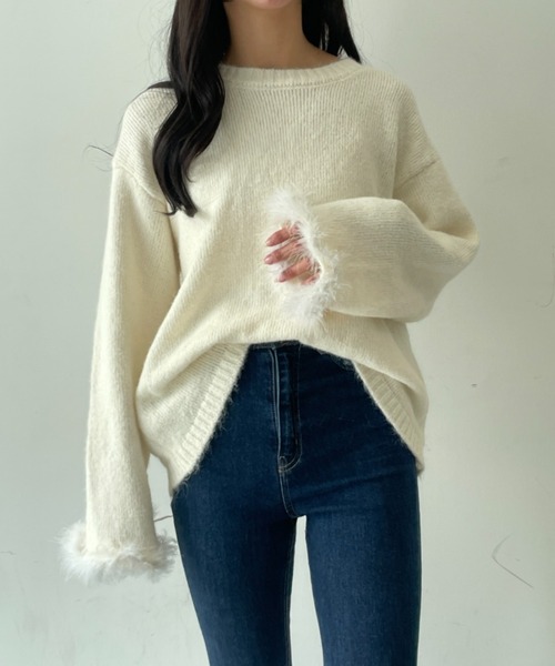 tolene(トレネ)の「きれいめ 袖口フェイクファー使いニットトップス+ニットスカート 上下セットアップ(セットアップ・レディース・チャコールグレー/ホワイト・FREE)」の19枚目の写真