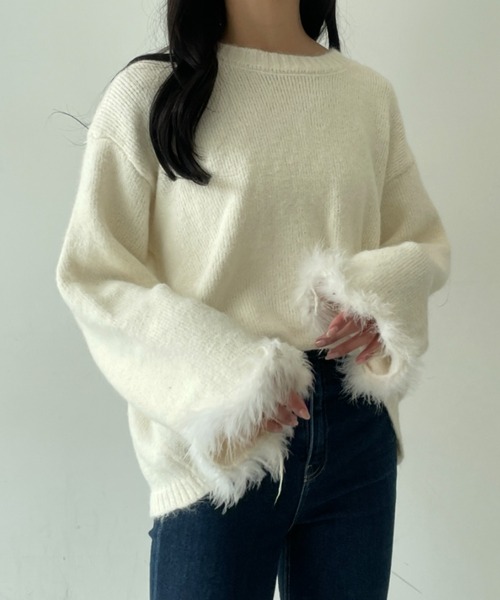 tolene(トレネ)の「きれいめ 袖口フェイクファー使いニットトップス+ニットスカート 上下セットアップ(セットアップ・レディース・チャコールグレー/ホワイト・FREE)」の20枚目の写真