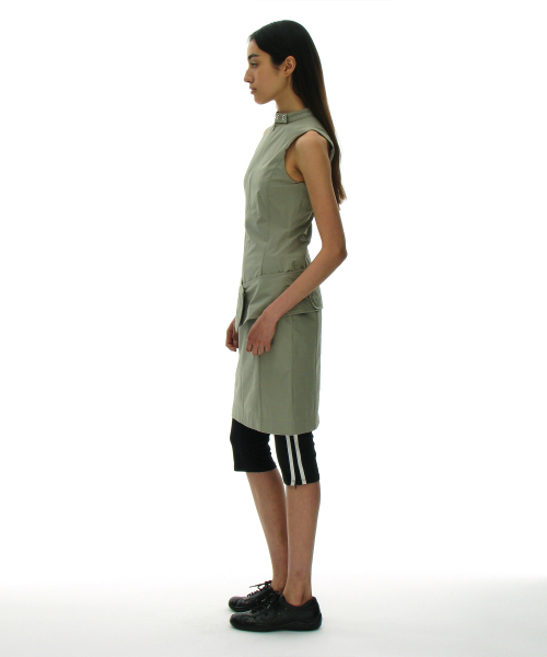 PARTIMENTO WOMEN（パルティメントウィメン）の「ミニマルベルトドレス_ライトカーキ（ワンピース・レディース・オリーブ・SMALL/MEDIUM）」の10枚目の写真