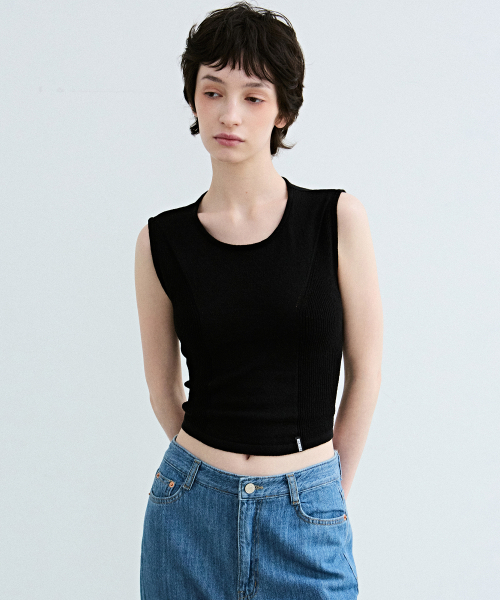 NICK&NICOLE（ニックアンドニコール）の「BACK SLIT STRING KNIT SLEEVELESS_BLACK（Tシャツ/カットソー・レディース・その他・FREE）」の3枚目の写真