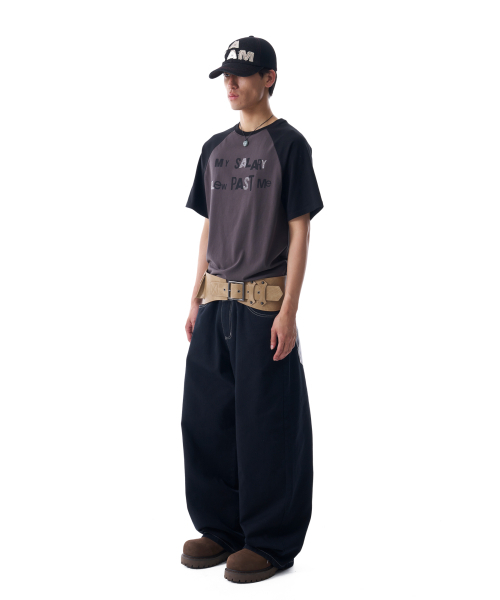 AAKAM(アーカム)の「Rhinestone Graphic Raglan Half Top (Dark Gray)(Tシャツ/カットソー・レディース・その他・1/2)」の6枚目の写真