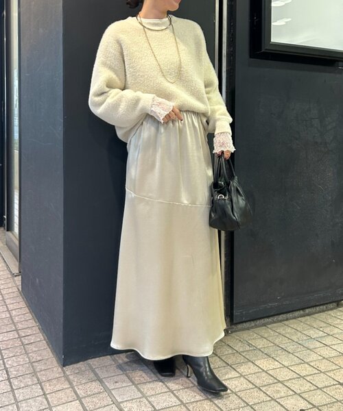 Jena espace merveilleux（ジェナ　エスパスメルヴェイユ）の「【やわらかラメロング】シャイニーラメロングスカート（スカート・レディース・チャコールグレー/ベージュ・FREE）」の5枚目の写真