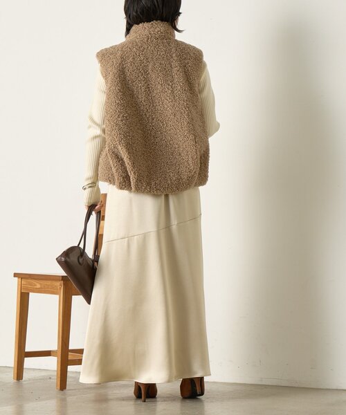 Jena espace merveilleux（ジェナ　エスパスメルヴェイユ）の「【やわらかラメロング】シャイニーラメロングスカート（スカート・レディース・チャコールグレー/ベージュ・FREE）」の14枚目の写真