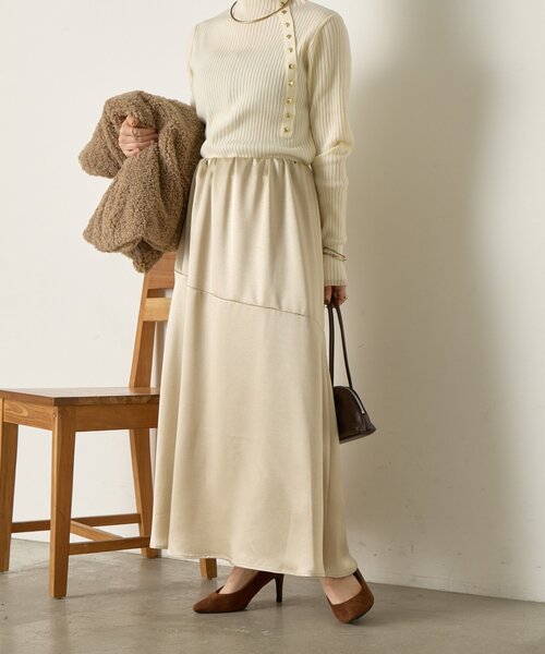 Jena espace merveilleux（ジェナ　エスパスメルヴェイユ）の「【やわらかラメロング】シャイニーラメロングスカート（スカート・レディース・チャコールグレー/ベージュ・FREE）」の16枚目の写真