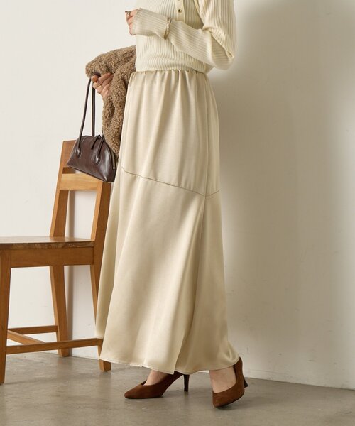 Jena espace merveilleux（ジェナ　エスパスメルヴェイユ）の「【やわらかラメロング】シャイニーラメロングスカート（スカート・レディース・チャコールグレー/ベージュ・FREE）」の17枚目の写真