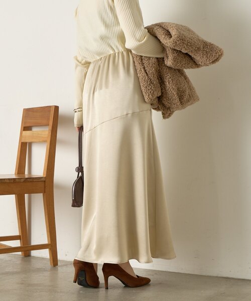 Jena espace merveilleux（ジェナ　エスパスメルヴェイユ）の「【やわらかラメロング】シャイニーラメロングスカート（スカート・レディース・チャコールグレー/ベージュ・FREE）」の20枚目の写真
