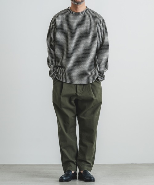 quadro（クオドロ）の「リサイクルウール接結ボーダークルーネックプルオーバー（Tシャツ/カットソー・メンズ・ネイビー/カーキ/ブルー・MEDIUM/LARGE）」の7枚目の写真