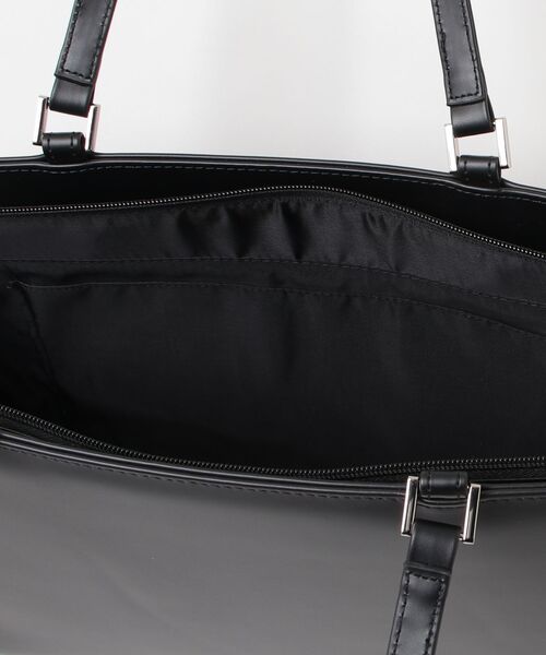 Perfect Suit FActory（パーフェクトスーツファクトリー）の「シンプルリクルートバッグ（ビジネスバッグ・レディース・ブラック・FREE）」の4枚目の写真