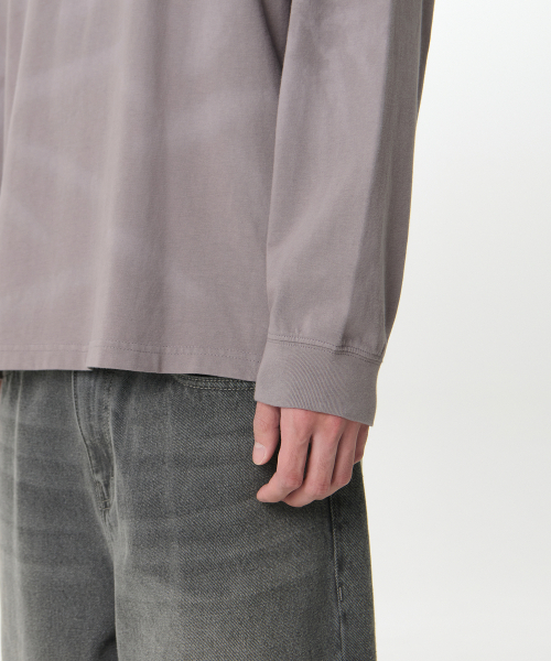 MUSINSA STANDARD（ムシンサスタンダード）の「ブリーチリラックスドリップカフス長袖Tシャツ[パープルグレー]（Tシャツ/カットソー・メンズ・その他・SMALL/MEDIUM/LARGE/X-LARGE/XX-LARGE/XXX-LARGE）」の5枚目の写真
