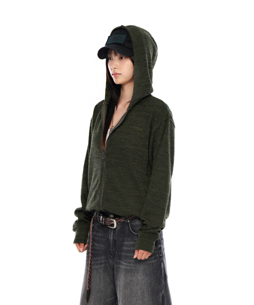 AAKAM（アーカム）の「Basic Knit Zip-Up Hoodie (Khaki)（パーカー・レディース・その他・1/2）」の6枚目の写真