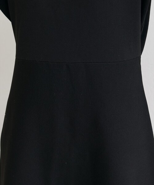 natural couture（ナチュラルクチュール）の「【WEB限定】配色衿付きニットワンピース（ワンピース・レディース・ネイビー/オフホワイト/ブラック・FREE）」の21枚目の写真