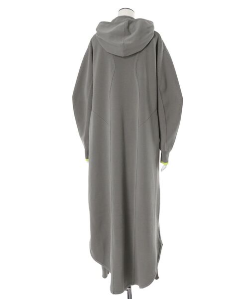 UN3D.（アンスリード）の「HOOD KNIT TENT OP / フードニットテントワンピース（ワンピース・レディース・ブラック/グレー・38/36）」の16枚目の写真