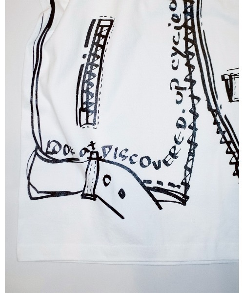 DISCOVERED(ディスカバード)の「Trompe-l’oeil Riders Printed T-shirt(Tシャツ/カットソー・メンズ・ホワイト/ブラック・FREE)」の4枚目の写真