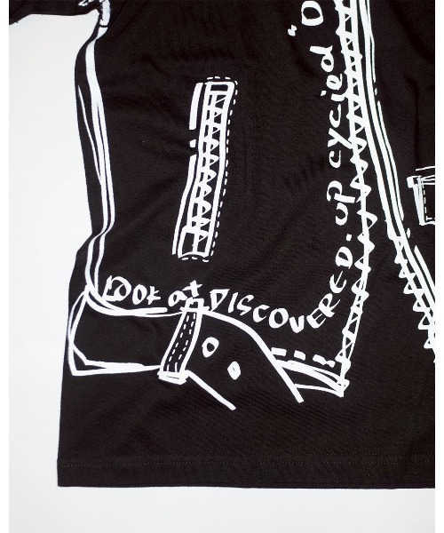 DISCOVERED(ディスカバード)の「Trompe-l’oeil Riders Printed T-shirt(Tシャツ/カットソー・メンズ・ホワイト/ブラック・FREE)」の6枚目の写真