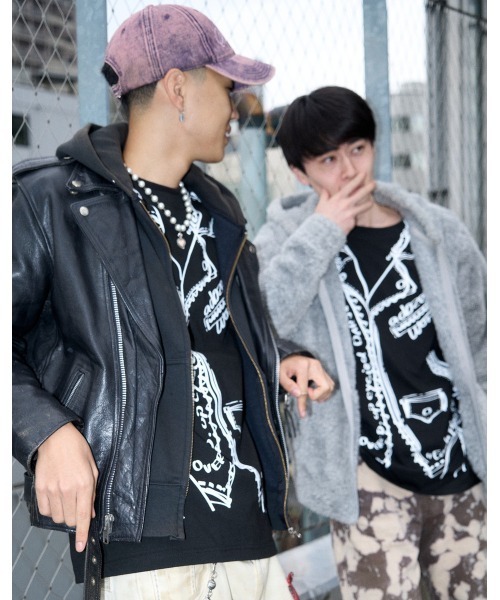 DISCOVERED(ディスカバード)の「Trompe-l’oeil Riders Printed T-shirt(Tシャツ/カットソー・メンズ・ホワイト/ブラック・FREE)」の10枚目の写真