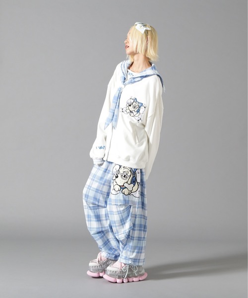 GALFY(ガルフィー)の「GALFY/ガルフィー/【LHP別注】後向きになれないガルちゃんおジャージ(ジャージ・レディース・ブラック/ホワイト・L/XL)」の17枚目の写真