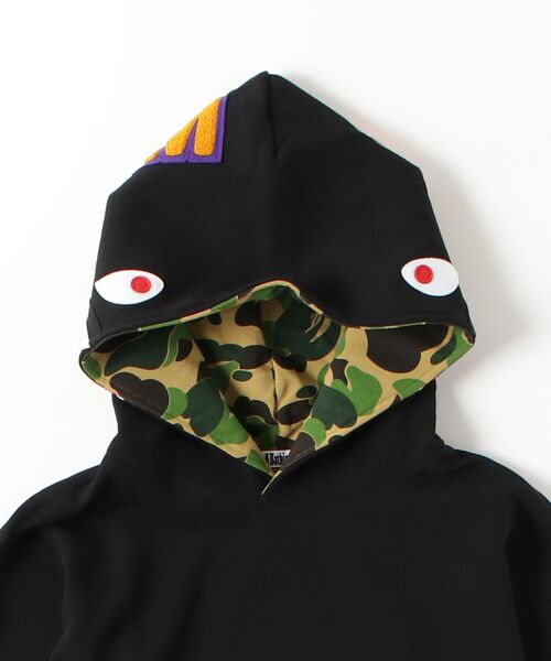 A BATHING APE(アベイシングエイプ)の「ABC CAMO SHARK PULLOVER HOODIE(パーカー・メンズ・ブラック/グレー/ホワイト・X-LARGE/LARGE/XX-LARGE/SMALL/MEDIUM)」の21枚目の写真