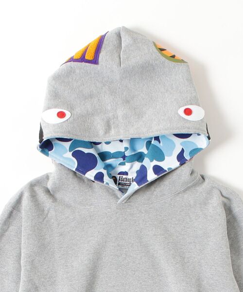 A BATHING APE(アベイシングエイプ)の「ABC CAMO SHARK PULLOVER HOODIE(パーカー・メンズ・ブラック/グレー/ホワイト・X-LARGE/LARGE/XX-LARGE/SMALL/MEDIUM)」の22枚目の写真