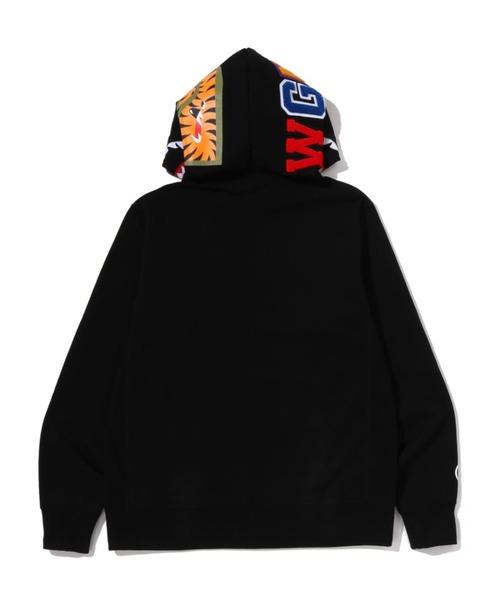 A BATHING APE(アベイシングエイプ)の「ABC CAMO SHARK PULLOVER HOODIE(パーカー・メンズ・ブラック/グレー/ホワイト・X-LARGE/LARGE/XX-LARGE/SMALL/MEDIUM)」の11枚目の写真