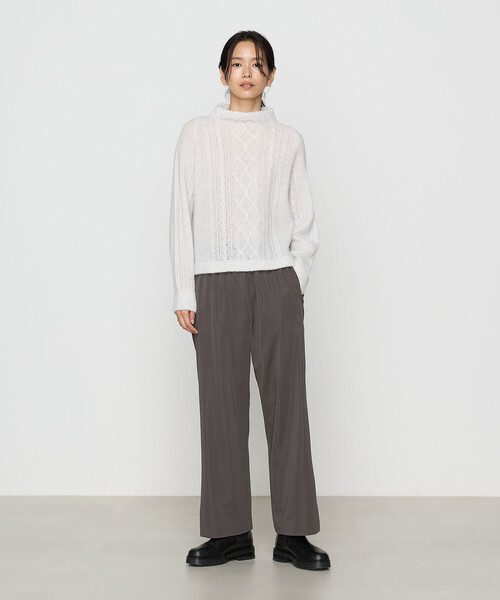 Gabardine K.T(ギャバジンケーティー)の「【一部店舗限定】〔 +サイズ 〕 ウールタムヤーン マシュマロニット(ニット/セーター・レディース・ライトグレー・13号)」の2枚目の写真