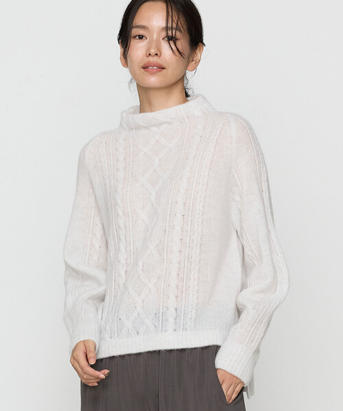 Gabardine K.T(ギャバジンケーティー)の「【一部店舗限定】〔 +サイズ 〕 ウールタムヤーン マシュマロニット(ニット/セーター・レディース・ライトグレー・13号)」の3枚目の写真