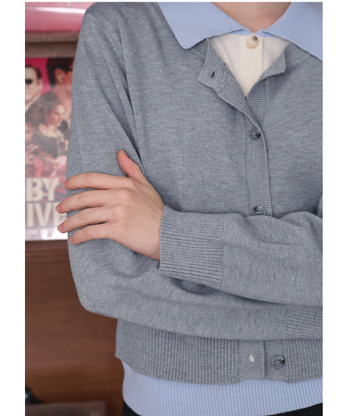 MICANE(ミケーネ)の「ルエラ レイヤードカラー ニット(ニット/セーター・レディース・グレー/ブラック・SMALL/X-LARGE/MEDIUM/LARGE)」の5枚目の写真