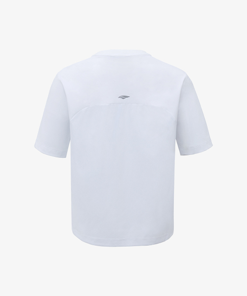 BALLOP(バロップ)の「レディース エアリーベント アクティブ クロップTシャツ ホワイト(Tシャツ/カットソー・レディース・ホワイト・SMALL/MEDIUM)」の4枚目の写真