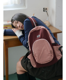 MUWM（ムオン）の「ネストスリングバックパック Nest Sling Backpack (ベリー レッド)（バックパック/リュック）」