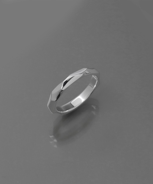 MAISON SPECIAL(メゾンスペシャル)の「《UNISEX》【Made In YAMANASHI Jewelry】Uneven Slim Ring【MAISON SPECIAL/メゾンスペシャル】(リング・メンズ・シルバー・21/19/17/15 )」の1枚目の写真